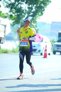 BIB: 500
                            <button type="button" onclick="openModal(3812780)" class="btn btn-primary btn-sm float-right btn-popup" data-toggle="modal" data-target=".modal-high-quality">
                        <i class="fas fa-shopping-cart"></i> Add to Cart
                    </button>
                                            <button type="button" onclick="isThisMe(3812780, true)" class="btn btn-success btn-sm float-right btn-popup btn-isme hidden" data-toggle="tooltip" data-placement="bottom" title="นี่คือรูปของคุณใช่ไหม คลิกที่นี่เพื่อเอาเข้าอัลบั้ม">
                        <i class="fas fa-plus"></i> Add to album
                    </button>
                    <button type="button" onclick="isThisMe(3812780, false)" class="btn btn-warning btn-sm float-right btn-popup btn-isnotme hidden">
                        <i class="fas fa-ban"></i> Remove from album
                    </button>