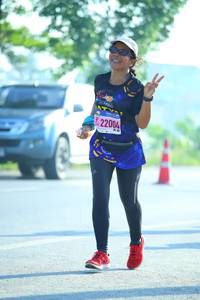 BIB: 22004
                            <button type="button" onclick="openModal(3709531)" class="btn btn-primary btn-sm float-right btn-popup" data-toggle="modal" data-target=".modal-high-quality">
                        <i class="fas fa-shopping-cart"></i> Add to Cart
                    </button>
                                            <button type="button" onclick="isThisMe(3709531, true)" class="btn btn-success btn-sm float-right btn-popup btn-isme hidden" data-toggle="tooltip" data-placement="bottom" title="นี่คือรูปของคุณใช่ไหม คลิกที่นี่เพื่อเอาเข้าอัลบั้ม">
                        <i class="fas fa-plus"></i> Add to album
                    </button>
                    <button type="button" onclick="isThisMe(3709531, false)" class="btn btn-warning btn-sm float-right btn-popup btn-isnotme hidden">
                        <i class="fas fa-ban"></i> Remove from album
                    </button>