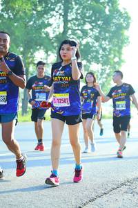 BIB: 201, 12507, 1175, 
                            <button type="button" onclick="openModal(3703353)" class="btn btn-primary btn-sm float-right btn-popup" data-toggle="modal" data-target=".modal-high-quality">
                        <i class="fas fa-shopping-cart"></i> Add to Cart
                    </button>
                                            <button type="button" onclick="isThisMe(3703353, true)" class="btn btn-success btn-sm float-right btn-popup btn-isme hidden" data-toggle="tooltip" data-placement="bottom" title="นี่คือรูปของคุณใช่ไหม คลิกที่นี่เพื่อเอาเข้าอัลบั้ม">
                        <i class="fas fa-plus"></i> Add to album
                    </button>
                    <button type="button" onclick="isThisMe(3703353, false)" class="btn btn-warning btn-sm float-right btn-popup btn-isnotme hidden">
                        <i class="fas fa-ban"></i> Remove from album
                    </button>