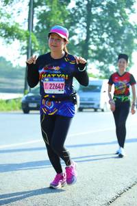 BIB: 22647
                            <button type="button" onclick="openModal(3812917)" class="btn btn-primary btn-sm float-right btn-popup" data-toggle="modal" data-target=".modal-high-quality">
                        <i class="fas fa-shopping-cart"></i> Add to Cart
                    </button>
                                            <button type="button" onclick="isThisMe(3812917, true)" class="btn btn-success btn-sm float-right btn-popup btn-isme hidden" data-toggle="tooltip" data-placement="bottom" title="นี่คือรูปของคุณใช่ไหม คลิกที่นี่เพื่อเอาเข้าอัลบั้ม">
                        <i class="fas fa-plus"></i> Add to album
                    </button>
                    <button type="button" onclick="isThisMe(3812917, false)" class="btn btn-warning btn-sm float-right btn-popup btn-isnotme hidden">
                        <i class="fas fa-ban"></i> Remove from album
                    </button>