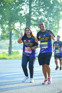 BIB: 11112, 
                            <button type="button" onclick="openModal(3692950)" class="btn btn-primary btn-sm float-right btn-popup" data-toggle="modal" data-target=".modal-high-quality">
                        <i class="fas fa-shopping-cart"></i> Add to Cart
                    </button>
                                            <button type="button" onclick="isThisMe(3692950, true)" class="btn btn-success btn-sm float-right btn-popup btn-isme hidden" data-toggle="tooltip" data-placement="bottom" title="นี่คือรูปของคุณใช่ไหม คลิกที่นี่เพื่อเอาเข้าอัลบั้ม">
                        <i class="fas fa-plus"></i> Add to album
                    </button>
                    <button type="button" onclick="isThisMe(3692950, false)" class="btn btn-warning btn-sm float-right btn-popup btn-isnotme hidden">
                        <i class="fas fa-ban"></i> Remove from album
                    </button>