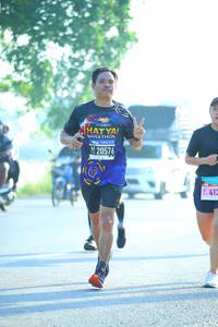 BIB: 20576, 413
                            <button type="button" onclick="openModal(3811518)" class="btn btn-primary btn-sm float-right btn-popup" data-toggle="modal" data-target=".modal-high-quality">
                        <i class="fas fa-shopping-cart"></i> Add to Cart
                    </button>
                                            <button type="button" onclick="isThisMe(3811518, true)" class="btn btn-success btn-sm float-right btn-popup btn-isme hidden" data-toggle="tooltip" data-placement="bottom" title="นี่คือรูปของคุณใช่ไหม คลิกที่นี่เพื่อเอาเข้าอัลบั้ม">
                        <i class="fas fa-plus"></i> Add to album
                    </button>
                    <button type="button" onclick="isThisMe(3811518, false)" class="btn btn-warning btn-sm float-right btn-popup btn-isnotme hidden">
                        <i class="fas fa-ban"></i> Remove from album
                    </button>