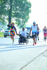 BIB: 21580
                            <button type="button" onclick="openModal(3813217)" class="btn btn-primary btn-sm float-right btn-popup" data-toggle="modal" data-target=".modal-high-quality">
                        <i class="fas fa-shopping-cart"></i> Add to Cart
                    </button>
                                            <button type="button" onclick="isThisMe(3813217, true)" class="btn btn-success btn-sm float-right btn-popup btn-isme hidden" data-toggle="tooltip" data-placement="bottom" title="นี่คือรูปของคุณใช่ไหม คลิกที่นี่เพื่อเอาเข้าอัลบั้ม">
                        <i class="fas fa-plus"></i> Add to album
                    </button>
                    <button type="button" onclick="isThisMe(3813217, false)" class="btn btn-warning btn-sm float-right btn-popup btn-isnotme hidden">
                        <i class="fas fa-ban"></i> Remove from album
                    </button>