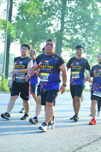 BIB: 10808, 21660
                            <button type="button" onclick="openModal(3699132)" class="btn btn-primary btn-sm float-right btn-popup" data-toggle="modal" data-target=".modal-high-quality">
                        <i class="fas fa-shopping-cart"></i> Add to Cart
                    </button>
                                            <button type="button" onclick="isThisMe(3699132, true)" class="btn btn-success btn-sm float-right btn-popup btn-isme hidden" data-toggle="tooltip" data-placement="bottom" title="นี่คือรูปของคุณใช่ไหม คลิกที่นี่เพื่อเอาเข้าอัลบั้ม">
                        <i class="fas fa-plus"></i> Add to album
                    </button>
                    <button type="button" onclick="isThisMe(3699132, false)" class="btn btn-warning btn-sm float-right btn-popup btn-isnotme hidden">
                        <i class="fas fa-ban"></i> Remove from album
                    </button>