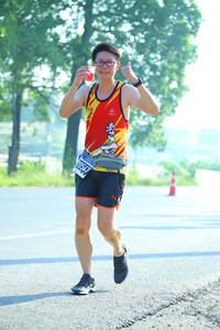 BIB: 
                            <button type="button" onclick="openModal(3694738)" class="btn btn-primary btn-sm float-right btn-popup" data-toggle="modal" data-target=".modal-high-quality">
                        <i class="fas fa-shopping-cart"></i> Add to Cart
                    </button>
                                            <button type="button" onclick="isThisMe(3694738, true)" class="btn btn-success btn-sm float-right btn-popup btn-isme hidden" data-toggle="tooltip" data-placement="bottom" title="นี่คือรูปของคุณใช่ไหม คลิกที่นี่เพื่อเอาเข้าอัลบั้ม">
                        <i class="fas fa-plus"></i> Add to album
                    </button>
                    <button type="button" onclick="isThisMe(3694738, false)" class="btn btn-warning btn-sm float-right btn-popup btn-isnotme hidden">
                        <i class="fas fa-ban"></i> Remove from album
                    </button>