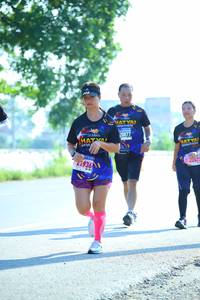 BIB: 936
                            <button type="button" onclick="openModal(3813116)" class="btn btn-primary btn-sm float-right btn-popup" data-toggle="modal" data-target=".modal-high-quality">
                        <i class="fas fa-shopping-cart"></i> Add to Cart
                    </button>
                                            <button type="button" onclick="isThisMe(3813116, true)" class="btn btn-success btn-sm float-right btn-popup btn-isme hidden" data-toggle="tooltip" data-placement="bottom" title="นี่คือรูปของคุณใช่ไหม คลิกที่นี่เพื่อเอาเข้าอัลบั้ม">
                        <i class="fas fa-plus"></i> Add to album
                    </button>
                    <button type="button" onclick="isThisMe(3813116, false)" class="btn btn-warning btn-sm float-right btn-popup btn-isnotme hidden">
                        <i class="fas fa-ban"></i> Remove from album
                    </button>