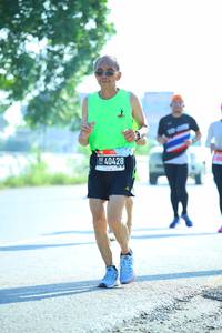 BIB: 40428
                            <button type="button" onclick="openModal(3813801)" class="btn btn-primary btn-sm float-right btn-popup" data-toggle="modal" data-target=".modal-high-quality">
                        <i class="fas fa-shopping-cart"></i> Add to Cart
                    </button>
                                            <button type="button" onclick="isThisMe(3813801, true)" class="btn btn-success btn-sm float-right btn-popup btn-isme hidden" data-toggle="tooltip" data-placement="bottom" title="นี่คือรูปของคุณใช่ไหม คลิกที่นี่เพื่อเอาเข้าอัลบั้ม">
                        <i class="fas fa-plus"></i> Add to album
                    </button>
                    <button type="button" onclick="isThisMe(3813801, false)" class="btn btn-warning btn-sm float-right btn-popup btn-isnotme hidden">
                        <i class="fas fa-ban"></i> Remove from album
                    </button>