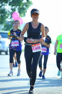 BIB: 22055, 4128
                            <button type="button" onclick="openModal(3812753)" class="btn btn-primary btn-sm float-right btn-popup" data-toggle="modal" data-target=".modal-high-quality">
                        <i class="fas fa-shopping-cart"></i> Add to Cart
                    </button>
                                            <button type="button" onclick="isThisMe(3812753, true)" class="btn btn-success btn-sm float-right btn-popup btn-isme hidden" data-toggle="tooltip" data-placement="bottom" title="นี่คือรูปของคุณใช่ไหม คลิกที่นี่เพื่อเอาเข้าอัลบั้ม">
                        <i class="fas fa-plus"></i> Add to album
                    </button>
                    <button type="button" onclick="isThisMe(3812753, false)" class="btn btn-warning btn-sm float-right btn-popup btn-isnotme hidden">
                        <i class="fas fa-ban"></i> Remove from album
                    </button>