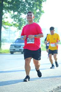 BIB: 20150
                            <button type="button" onclick="openModal(3812468)" class="btn btn-primary btn-sm float-right btn-popup" data-toggle="modal" data-target=".modal-high-quality">
                        <i class="fas fa-shopping-cart"></i> Add to Cart
                    </button>
                                            <button type="button" onclick="isThisMe(3812468, true)" class="btn btn-success btn-sm float-right btn-popup btn-isme hidden" data-toggle="tooltip" data-placement="bottom" title="นี่คือรูปของคุณใช่ไหม คลิกที่นี่เพื่อเอาเข้าอัลบั้ม">
                        <i class="fas fa-plus"></i> Add to album
                    </button>
                    <button type="button" onclick="isThisMe(3812468, false)" class="btn btn-warning btn-sm float-right btn-popup btn-isnotme hidden">
                        <i class="fas fa-ban"></i> Remove from album
                    </button>