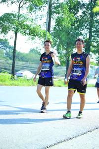 BIB: 21701, 21406, 
                            <button type="button" onclick="openModal(3714236)" class="btn btn-primary btn-sm float-right btn-popup" data-toggle="modal" data-target=".modal-high-quality">
                        <i class="fas fa-shopping-cart"></i> Add to Cart
                    </button>
                                            <button type="button" onclick="isThisMe(3714236, true)" class="btn btn-success btn-sm float-right btn-popup btn-isme hidden" data-toggle="tooltip" data-placement="bottom" title="นี่คือรูปของคุณใช่ไหม คลิกที่นี่เพื่อเอาเข้าอัลบั้ม">
                        <i class="fas fa-plus"></i> Add to album
                    </button>
                    <button type="button" onclick="isThisMe(3714236, false)" class="btn btn-warning btn-sm float-right btn-popup btn-isnotme hidden">
                        <i class="fas fa-ban"></i> Remove from album
                    </button>