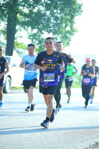 BIB: 201
                            <button type="button" onclick="openModal(3700881)" class="btn btn-primary btn-sm float-right btn-popup" data-toggle="modal" data-target=".modal-high-quality">
                        <i class="fas fa-shopping-cart"></i> Add to Cart
                    </button>
                                            <button type="button" onclick="isThisMe(3700881, true)" class="btn btn-success btn-sm float-right btn-popup btn-isme hidden" data-toggle="tooltip" data-placement="bottom" title="นี่คือรูปของคุณใช่ไหม คลิกที่นี่เพื่อเอาเข้าอัลบั้ม">
                        <i class="fas fa-plus"></i> Add to album
                    </button>
                    <button type="button" onclick="isThisMe(3700881, false)" class="btn btn-warning btn-sm float-right btn-popup btn-isnotme hidden">
                        <i class="fas fa-ban"></i> Remove from album
                    </button>