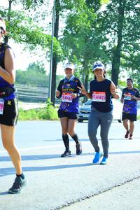 BIB: 41415
                            <button type="button" onclick="openModal(3813463)" class="btn btn-primary btn-sm float-right btn-popup" data-toggle="modal" data-target=".modal-high-quality">
                        <i class="fas fa-shopping-cart"></i> Add to Cart
                    </button>
                                            <button type="button" onclick="isThisMe(3813463, true)" class="btn btn-success btn-sm float-right btn-popup btn-isme hidden" data-toggle="tooltip" data-placement="bottom" title="นี่คือรูปของคุณใช่ไหม คลิกที่นี่เพื่อเอาเข้าอัลบั้ม">
                        <i class="fas fa-plus"></i> Add to album
                    </button>
                    <button type="button" onclick="isThisMe(3813463, false)" class="btn btn-warning btn-sm float-right btn-popup btn-isnotme hidden">
                        <i class="fas fa-ban"></i> Remove from album
                    </button>