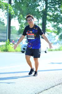 BIB: 41135
                            <button type="button" onclick="openModal(3814059)" class="btn btn-primary btn-sm float-right btn-popup" data-toggle="modal" data-target=".modal-high-quality">
                        <i class="fas fa-shopping-cart"></i> Add to Cart
                    </button>
                                            <button type="button" onclick="isThisMe(3814059, true)" class="btn btn-success btn-sm float-right btn-popup btn-isme hidden" data-toggle="tooltip" data-placement="bottom" title="นี่คือรูปของคุณใช่ไหม คลิกที่นี่เพื่อเอาเข้าอัลบั้ม">
                        <i class="fas fa-plus"></i> Add to album
                    </button>
                    <button type="button" onclick="isThisMe(3814059, false)" class="btn btn-warning btn-sm float-right btn-popup btn-isnotme hidden">
                        <i class="fas fa-ban"></i> Remove from album
                    </button>