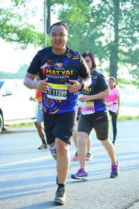 BIB: 11289, 2664
                            <button type="button" onclick="openModal(3808227)" class="btn btn-primary btn-sm float-right btn-popup" data-toggle="modal" data-target=".modal-high-quality">
                        <i class="fas fa-shopping-cart"></i> Add to Cart
                    </button>
                                            <button type="button" onclick="isThisMe(3808227, true)" class="btn btn-success btn-sm float-right btn-popup btn-isme hidden" data-toggle="tooltip" data-placement="bottom" title="นี่คือรูปของคุณใช่ไหม คลิกที่นี่เพื่อเอาเข้าอัลบั้ม">
                        <i class="fas fa-plus"></i> Add to album
                    </button>
                    <button type="button" onclick="isThisMe(3808227, false)" class="btn btn-warning btn-sm float-right btn-popup btn-isnotme hidden">
                        <i class="fas fa-ban"></i> Remove from album
                    </button>