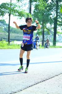 BIB: 22522
                            <button type="button" onclick="openModal(3814033)" class="btn btn-primary btn-sm float-right btn-popup" data-toggle="modal" data-target=".modal-high-quality">
                        <i class="fas fa-shopping-cart"></i> Add to Cart
                    </button>
                                            <button type="button" onclick="isThisMe(3814033, true)" class="btn btn-success btn-sm float-right btn-popup btn-isme hidden" data-toggle="tooltip" data-placement="bottom" title="นี่คือรูปของคุณใช่ไหม คลิกที่นี่เพื่อเอาเข้าอัลบั้ม">
                        <i class="fas fa-plus"></i> Add to album
                    </button>
                    <button type="button" onclick="isThisMe(3814033, false)" class="btn btn-warning btn-sm float-right btn-popup btn-isnotme hidden">
                        <i class="fas fa-ban"></i> Remove from album
                    </button>