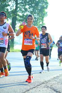 BIB: 21890
                            <button type="button" onclick="openModal(3812170)" class="btn btn-primary btn-sm float-right btn-popup" data-toggle="modal" data-target=".modal-high-quality">
                        <i class="fas fa-shopping-cart"></i> Add to Cart
                    </button>
                                            <button type="button" onclick="isThisMe(3812170, true)" class="btn btn-success btn-sm float-right btn-popup btn-isme hidden" data-toggle="tooltip" data-placement="bottom" title="นี่คือรูปของคุณใช่ไหม คลิกที่นี่เพื่อเอาเข้าอัลบั้ม">
                        <i class="fas fa-plus"></i> Add to album
                    </button>
                    <button type="button" onclick="isThisMe(3812170, false)" class="btn btn-warning btn-sm float-right btn-popup btn-isnotme hidden">
                        <i class="fas fa-ban"></i> Remove from album
                    </button>