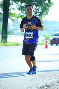 BIB: 019, 20195
                            <button type="button" onclick="openModal(3812971)" class="btn btn-primary btn-sm float-right btn-popup" data-toggle="modal" data-target=".modal-high-quality">
                        <i class="fas fa-shopping-cart"></i> Add to Cart
                    </button>
                                            <button type="button" onclick="isThisMe(3812971, true)" class="btn btn-success btn-sm float-right btn-popup btn-isme hidden" data-toggle="tooltip" data-placement="bottom" title="นี่คือรูปของคุณใช่ไหม คลิกที่นี่เพื่อเอาเข้าอัลบั้ม">
                        <i class="fas fa-plus"></i> Add to album
                    </button>
                    <button type="button" onclick="isThisMe(3812971, false)" class="btn btn-warning btn-sm float-right btn-popup btn-isnotme hidden">
                        <i class="fas fa-ban"></i> Remove from album
                    </button>