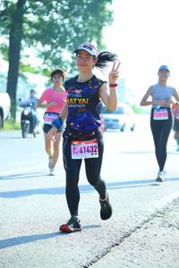 BIB: 41432
                            <button type="button" onclick="openModal(3813414)" class="btn btn-primary btn-sm float-right btn-popup" data-toggle="modal" data-target=".modal-high-quality">
                        <i class="fas fa-shopping-cart"></i> Add to Cart
                    </button>
                                            <button type="button" onclick="isThisMe(3813414, true)" class="btn btn-success btn-sm float-right btn-popup btn-isme hidden" data-toggle="tooltip" data-placement="bottom" title="นี่คือรูปของคุณใช่ไหม คลิกที่นี่เพื่อเอาเข้าอัลบั้ม">
                        <i class="fas fa-plus"></i> Add to album
                    </button>
                    <button type="button" onclick="isThisMe(3813414, false)" class="btn btn-warning btn-sm float-right btn-popup btn-isnotme hidden">
                        <i class="fas fa-ban"></i> Remove from album
                    </button>