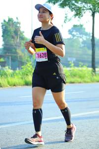 BIB: 1628
                            <button type="button" onclick="openModal(3690825)" class="btn btn-primary btn-sm float-right btn-popup" data-toggle="modal" data-target=".modal-high-quality">
                        <i class="fas fa-shopping-cart"></i> Add to Cart
                    </button>
                                            <button type="button" onclick="isThisMe(3690825, true)" class="btn btn-success btn-sm float-right btn-popup btn-isme hidden" data-toggle="tooltip" data-placement="bottom" title="นี่คือรูปของคุณใช่ไหม คลิกที่นี่เพื่อเอาเข้าอัลบั้ม">
                        <i class="fas fa-plus"></i> Add to album
                    </button>
                    <button type="button" onclick="isThisMe(3690825, false)" class="btn btn-warning btn-sm float-right btn-popup btn-isnotme hidden">
                        <i class="fas fa-ban"></i> Remove from album
                    </button>