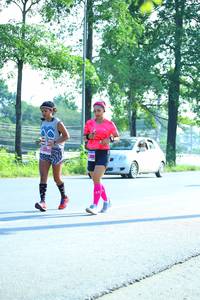 BIB: 22555
                            <button type="button" onclick="openModal(3813868)" class="btn btn-primary btn-sm float-right btn-popup" data-toggle="modal" data-target=".modal-high-quality">
                        <i class="fas fa-shopping-cart"></i> Add to Cart
                    </button>
                                            <button type="button" onclick="isThisMe(3813868, true)" class="btn btn-success btn-sm float-right btn-popup btn-isme hidden" data-toggle="tooltip" data-placement="bottom" title="นี่คือรูปของคุณใช่ไหม คลิกที่นี่เพื่อเอาเข้าอัลบั้ม">
                        <i class="fas fa-plus"></i> Add to album
                    </button>
                    <button type="button" onclick="isThisMe(3813868, false)" class="btn btn-warning btn-sm float-right btn-popup btn-isnotme hidden">
                        <i class="fas fa-ban"></i> Remove from album
                    </button>