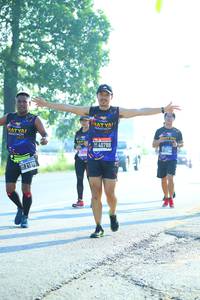 BIB: 40788
                            <button type="button" onclick="openModal(3707738)" class="btn btn-primary btn-sm float-right btn-popup" data-toggle="modal" data-target=".modal-high-quality">
                        <i class="fas fa-shopping-cart"></i> Add to Cart
                    </button>
                                            <button type="button" onclick="isThisMe(3707738, true)" class="btn btn-success btn-sm float-right btn-popup btn-isme hidden" data-toggle="tooltip" data-placement="bottom" title="นี่คือรูปของคุณใช่ไหม คลิกที่นี่เพื่อเอาเข้าอัลบั้ม">
                        <i class="fas fa-plus"></i> Add to album
                    </button>
                    <button type="button" onclick="isThisMe(3707738, false)" class="btn btn-warning btn-sm float-right btn-popup btn-isnotme hidden">
                        <i class="fas fa-ban"></i> Remove from album
                    </button>