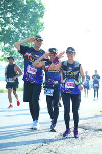 BIB: 22480, 2586, 20917, 
                            <button type="button" onclick="openModal(3713371)" class="btn btn-primary btn-sm float-right btn-popup" data-toggle="modal" data-target=".modal-high-quality">
                        <i class="fas fa-shopping-cart"></i> Add to Cart
                    </button>
                                            <button type="button" onclick="isThisMe(3713371, true)" class="btn btn-success btn-sm float-right btn-popup btn-isme hidden" data-toggle="tooltip" data-placement="bottom" title="นี่คือรูปของคุณใช่ไหม คลิกที่นี่เพื่อเอาเข้าอัลบั้ม">
                        <i class="fas fa-plus"></i> Add to album
                    </button>
                    <button type="button" onclick="isThisMe(3713371, false)" class="btn btn-warning btn-sm float-right btn-popup btn-isnotme hidden">
                        <i class="fas fa-ban"></i> Remove from album
                    </button>