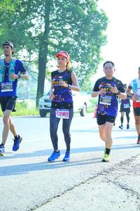 BIB: 21871
                            <button type="button" onclick="openModal(3713610)" class="btn btn-primary btn-sm float-right btn-popup" data-toggle="modal" data-target=".modal-high-quality">
                        <i class="fas fa-shopping-cart"></i> Add to Cart
                    </button>
                                            <button type="button" onclick="isThisMe(3713610, true)" class="btn btn-success btn-sm float-right btn-popup btn-isme hidden" data-toggle="tooltip" data-placement="bottom" title="นี่คือรูปของคุณใช่ไหม คลิกที่นี่เพื่อเอาเข้าอัลบั้ม">
                        <i class="fas fa-plus"></i> Add to album
                    </button>
                    <button type="button" onclick="isThisMe(3713610, false)" class="btn btn-warning btn-sm float-right btn-popup btn-isnotme hidden">
                        <i class="fas fa-ban"></i> Remove from album
                    </button>