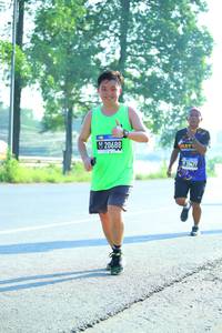 BIB: 20688
                            <button type="button" onclick="openModal(3709205)" class="btn btn-primary btn-sm float-right btn-popup" data-toggle="modal" data-target=".modal-high-quality">
                        <i class="fas fa-shopping-cart"></i> Add to Cart
                    </button>
                                            <button type="button" onclick="isThisMe(3709205, true)" class="btn btn-success btn-sm float-right btn-popup btn-isme hidden" data-toggle="tooltip" data-placement="bottom" title="นี่คือรูปของคุณใช่ไหม คลิกที่นี่เพื่อเอาเข้าอัลบั้ม">
                        <i class="fas fa-plus"></i> Add to album
                    </button>
                    <button type="button" onclick="isThisMe(3709205, false)" class="btn btn-warning btn-sm float-right btn-popup btn-isnotme hidden">
                        <i class="fas fa-ban"></i> Remove from album
                    </button>