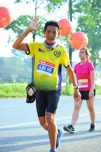 BIB: 400, 12848
                            <button type="button" onclick="openModal(3699611)" class="btn btn-primary btn-sm float-right btn-popup" data-toggle="modal" data-target=".modal-high-quality">
                        <i class="fas fa-shopping-cart"></i> Add to Cart
                    </button>
                                            <button type="button" onclick="isThisMe(3699611, true)" class="btn btn-success btn-sm float-right btn-popup btn-isme hidden" data-toggle="tooltip" data-placement="bottom" title="นี่คือรูปของคุณใช่ไหม คลิกที่นี่เพื่อเอาเข้าอัลบั้ม">
                        <i class="fas fa-plus"></i> Add to album
                    </button>
                    <button type="button" onclick="isThisMe(3699611, false)" class="btn btn-warning btn-sm float-right btn-popup btn-isnotme hidden">
                        <i class="fas fa-ban"></i> Remove from album
                    </button>