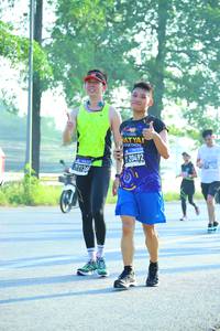 BIB: 20492
                            <button type="button" onclick="openModal(3808635)" class="btn btn-primary btn-sm float-right btn-popup" data-toggle="modal" data-target=".modal-high-quality">
                        <i class="fas fa-shopping-cart"></i> Add to Cart
                    </button>
                                            <button type="button" onclick="isThisMe(3808635, true)" class="btn btn-success btn-sm float-right btn-popup btn-isme hidden" data-toggle="tooltip" data-placement="bottom" title="นี่คือรูปของคุณใช่ไหม คลิกที่นี่เพื่อเอาเข้าอัลบั้ม">
                        <i class="fas fa-plus"></i> Add to album
                    </button>
                    <button type="button" onclick="isThisMe(3808635, false)" class="btn btn-warning btn-sm float-right btn-popup btn-isnotme hidden">
                        <i class="fas fa-ban"></i> Remove from album
                    </button>