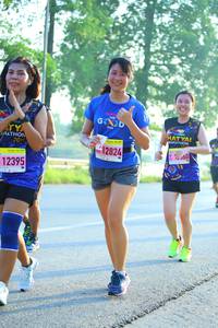 BIB: 201, 12824, 12395
                            <button type="button" onclick="openModal(3686199)" class="btn btn-primary btn-sm float-right btn-popup" data-toggle="modal" data-target=".modal-high-quality">
                        <i class="fas fa-shopping-cart"></i> Add to Cart
                    </button>
                                            <button type="button" onclick="isThisMe(3686199, true)" class="btn btn-success btn-sm float-right btn-popup btn-isme hidden" data-toggle="tooltip" data-placement="bottom" title="นี่คือรูปของคุณใช่ไหม คลิกที่นี่เพื่อเอาเข้าอัลบั้ม">
                        <i class="fas fa-plus"></i> Add to album
                    </button>
                    <button type="button" onclick="isThisMe(3686199, false)" class="btn btn-warning btn-sm float-right btn-popup btn-isnotme hidden">
                        <i class="fas fa-ban"></i> Remove from album
                    </button>