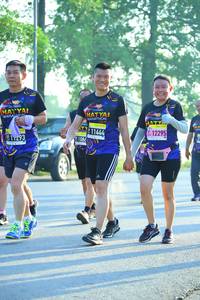 BIB: 11444, 12295
                            <button type="button" onclick="openModal(3695319)" class="btn btn-primary btn-sm float-right btn-popup" data-toggle="modal" data-target=".modal-high-quality">
                        <i class="fas fa-shopping-cart"></i> Add to Cart
                    </button>
                                            <button type="button" onclick="isThisMe(3695319, true)" class="btn btn-success btn-sm float-right btn-popup btn-isme hidden" data-toggle="tooltip" data-placement="bottom" title="นี่คือรูปของคุณใช่ไหม คลิกที่นี่เพื่อเอาเข้าอัลบั้ม">
                        <i class="fas fa-plus"></i> Add to album
                    </button>
                    <button type="button" onclick="isThisMe(3695319, false)" class="btn btn-warning btn-sm float-right btn-popup btn-isnotme hidden">
                        <i class="fas fa-ban"></i> Remove from album
                    </button>