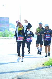 BIB: 41457
                            <button type="button" onclick="openModal(3814023)" class="btn btn-primary btn-sm float-right btn-popup" data-toggle="modal" data-target=".modal-high-quality">
                        <i class="fas fa-shopping-cart"></i> Add to Cart
                    </button>
                                            <button type="button" onclick="isThisMe(3814023, true)" class="btn btn-success btn-sm float-right btn-popup btn-isme hidden" data-toggle="tooltip" data-placement="bottom" title="นี่คือรูปของคุณใช่ไหม คลิกที่นี่เพื่อเอาเข้าอัลบั้ม">
                        <i class="fas fa-plus"></i> Add to album
                    </button>
                    <button type="button" onclick="isThisMe(3814023, false)" class="btn btn-warning btn-sm float-right btn-popup btn-isnotme hidden">
                        <i class="fas fa-ban"></i> Remove from album
                    </button>