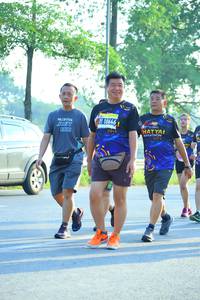 BIB: 10646
                            <button type="button" onclick="openModal(3687092)" class="btn btn-primary btn-sm float-right btn-popup" data-toggle="modal" data-target=".modal-high-quality">
                        <i class="fas fa-shopping-cart"></i> Add to Cart
                    </button>
                                            <button type="button" onclick="isThisMe(3687092, true)" class="btn btn-success btn-sm float-right btn-popup btn-isme hidden" data-toggle="tooltip" data-placement="bottom" title="นี่คือรูปของคุณใช่ไหม คลิกที่นี่เพื่อเอาเข้าอัลบั้ม">
                        <i class="fas fa-plus"></i> Add to album
                    </button>
                    <button type="button" onclick="isThisMe(3687092, false)" class="btn btn-warning btn-sm float-right btn-popup btn-isnotme hidden">
                        <i class="fas fa-ban"></i> Remove from album
                    </button>