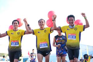 BIB: 400
                            <button type="button" onclick="openModal(3603970)" class="btn btn-primary btn-sm float-right btn-popup" data-toggle="modal" data-target=".modal-high-quality">
                        <i class="fas fa-shopping-cart"></i> Add to Cart
                    </button>
                                            <button type="button" onclick="isThisMe(3603970, true)" class="btn btn-success btn-sm float-right btn-popup btn-isme hidden" data-toggle="tooltip" data-placement="bottom" title="นี่คือรูปของคุณใช่ไหม คลิกที่นี่เพื่อเอาเข้าอัลบั้ม">
                        <i class="fas fa-plus"></i> Add to album
                    </button>
                    <button type="button" onclick="isThisMe(3603970, false)" class="btn btn-warning btn-sm float-right btn-popup btn-isnotme hidden">
                        <i class="fas fa-ban"></i> Remove from album
                    </button>