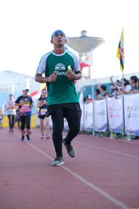 BIB: 
                            <button type="button" onclick="openModal(3600392)" class="btn btn-primary btn-sm float-right btn-popup" data-toggle="modal" data-target=".modal-high-quality">
                        <i class="fas fa-shopping-cart"></i> Add to Cart
                    </button>
                                            <button type="button" onclick="isThisMe(3600392, true)" class="btn btn-success btn-sm float-right btn-popup btn-isme hidden" data-toggle="tooltip" data-placement="bottom" title="นี่คือรูปของคุณใช่ไหม คลิกที่นี่เพื่อเอาเข้าอัลบั้ม">
                        <i class="fas fa-plus"></i> Add to album
                    </button>
                    <button type="button" onclick="isThisMe(3600392, false)" class="btn btn-warning btn-sm float-right btn-popup btn-isnotme hidden">
                        <i class="fas fa-ban"></i> Remove from album
                    </button>