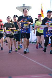 BIB: 11188, 1227, 10239
                            <button type="button" onclick="openModal(3611166)" class="btn btn-primary btn-sm float-right btn-popup" data-toggle="modal" data-target=".modal-high-quality">
                        <i class="fas fa-shopping-cart"></i> Add to Cart
                    </button>
                                            <button type="button" onclick="isThisMe(3611166, true)" class="btn btn-success btn-sm float-right btn-popup btn-isme hidden" data-toggle="tooltip" data-placement="bottom" title="นี่คือรูปของคุณใช่ไหม คลิกที่นี่เพื่อเอาเข้าอัลบั้ม">
                        <i class="fas fa-plus"></i> Add to album
                    </button>
                    <button type="button" onclick="isThisMe(3611166, false)" class="btn btn-warning btn-sm float-right btn-popup btn-isnotme hidden">
                        <i class="fas fa-ban"></i> Remove from album
                    </button>