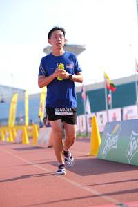 BIB: 426
                            <button type="button" onclick="openModal(3626992)" class="btn btn-primary btn-sm float-right btn-popup" data-toggle="modal" data-target=".modal-high-quality">
                        <i class="fas fa-shopping-cart"></i> Add to Cart
                    </button>
                                            <button type="button" onclick="isThisMe(3626992, true)" class="btn btn-success btn-sm float-right btn-popup btn-isme hidden" data-toggle="tooltip" data-placement="bottom" title="นี่คือรูปของคุณใช่ไหม คลิกที่นี่เพื่อเอาเข้าอัลบั้ม">
                        <i class="fas fa-plus"></i> Add to album
                    </button>
                    <button type="button" onclick="isThisMe(3626992, false)" class="btn btn-warning btn-sm float-right btn-popup btn-isnotme hidden">
                        <i class="fas fa-ban"></i> Remove from album
                    </button>