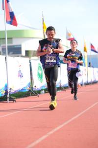 BIB: 21031, 21823
                            <button type="button" onclick="openModal(3614794)" class="btn btn-primary btn-sm float-right btn-popup" data-toggle="modal" data-target=".modal-high-quality">
                        <i class="fas fa-shopping-cart"></i> Add to Cart
                    </button>
                                            <button type="button" onclick="isThisMe(3614794, true)" class="btn btn-success btn-sm float-right btn-popup btn-isme hidden" data-toggle="tooltip" data-placement="bottom" title="นี่คือรูปของคุณใช่ไหม คลิกที่นี่เพื่อเอาเข้าอัลบั้ม">
                        <i class="fas fa-plus"></i> Add to album
                    </button>
                    <button type="button" onclick="isThisMe(3614794, false)" class="btn btn-warning btn-sm float-right btn-popup btn-isnotme hidden">
                        <i class="fas fa-ban"></i> Remove from album
                    </button>