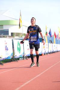 BIB: 201
                            <button type="button" onclick="openModal(3622404)" class="btn btn-primary btn-sm float-right btn-popup" data-toggle="modal" data-target=".modal-high-quality">
                        <i class="fas fa-shopping-cart"></i> Add to Cart
                    </button>
                                            <button type="button" onclick="isThisMe(3622404, true)" class="btn btn-success btn-sm float-right btn-popup btn-isme hidden" data-toggle="tooltip" data-placement="bottom" title="นี่คือรูปของคุณใช่ไหม คลิกที่นี่เพื่อเอาเข้าอัลบั้ม">
                        <i class="fas fa-plus"></i> Add to album
                    </button>
                    <button type="button" onclick="isThisMe(3622404, false)" class="btn btn-warning btn-sm float-right btn-popup btn-isnotme hidden">
                        <i class="fas fa-ban"></i> Remove from album
                    </button>