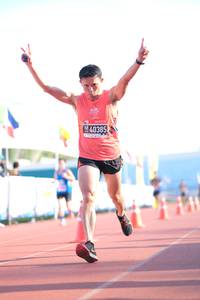 BIB: 40385
                            <button type="button" onclick="openModal(3613151)" class="btn btn-primary btn-sm float-right btn-popup" data-toggle="modal" data-target=".modal-high-quality">
                        <i class="fas fa-shopping-cart"></i> Add to Cart
                    </button>
                                            <button type="button" onclick="isThisMe(3613151, true)" class="btn btn-success btn-sm float-right btn-popup btn-isme hidden" data-toggle="tooltip" data-placement="bottom" title="นี่คือรูปของคุณใช่ไหม คลิกที่นี่เพื่อเอาเข้าอัลบั้ม">
                        <i class="fas fa-plus"></i> Add to album
                    </button>
                    <button type="button" onclick="isThisMe(3613151, false)" class="btn btn-warning btn-sm float-right btn-popup btn-isnotme hidden">
                        <i class="fas fa-ban"></i> Remove from album
                    </button>