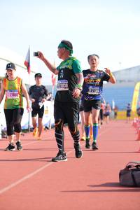 BIB: 21038, 21868
                            <button type="button" onclick="openModal(3626537)" class="btn btn-primary btn-sm float-right btn-popup" data-toggle="modal" data-target=".modal-high-quality">
                        <i class="fas fa-shopping-cart"></i> Add to Cart
                    </button>
                                            <button type="button" onclick="isThisMe(3626537, true)" class="btn btn-success btn-sm float-right btn-popup btn-isme hidden" data-toggle="tooltip" data-placement="bottom" title="นี่คือรูปของคุณใช่ไหม คลิกที่นี่เพื่อเอาเข้าอัลบั้ม">
                        <i class="fas fa-plus"></i> Add to album
                    </button>
                    <button type="button" onclick="isThisMe(3626537, false)" class="btn btn-warning btn-sm float-right btn-popup btn-isnotme hidden">
                        <i class="fas fa-ban"></i> Remove from album
                    </button>