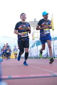 BIB: 10325
                            <button type="button" onclick="openModal(3591419)" class="btn btn-primary btn-sm float-right btn-popup" data-toggle="modal" data-target=".modal-high-quality">
                        <i class="fas fa-shopping-cart"></i> Add to Cart
                    </button>
                                            <button type="button" onclick="isThisMe(3591419, true)" class="btn btn-success btn-sm float-right btn-popup btn-isme hidden" data-toggle="tooltip" data-placement="bottom" title="นี่คือรูปของคุณใช่ไหม คลิกที่นี่เพื่อเอาเข้าอัลบั้ม">
                        <i class="fas fa-plus"></i> Add to album
                    </button>
                    <button type="button" onclick="isThisMe(3591419, false)" class="btn btn-warning btn-sm float-right btn-popup btn-isnotme hidden">
                        <i class="fas fa-ban"></i> Remove from album
                    </button>