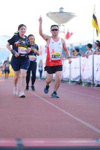 BIB: 10268
                            <button type="button" onclick="openModal(3608170)" class="btn btn-primary btn-sm float-right btn-popup" data-toggle="modal" data-target=".modal-high-quality">
                        <i class="fas fa-shopping-cart"></i> Add to Cart
                    </button>
                                            <button type="button" onclick="isThisMe(3608170, true)" class="btn btn-success btn-sm float-right btn-popup btn-isme hidden" data-toggle="tooltip" data-placement="bottom" title="นี่คือรูปของคุณใช่ไหม คลิกที่นี่เพื่อเอาเข้าอัลบั้ม">
                        <i class="fas fa-plus"></i> Add to album
                    </button>
                    <button type="button" onclick="isThisMe(3608170, false)" class="btn btn-warning btn-sm float-right btn-popup btn-isnotme hidden">
                        <i class="fas fa-ban"></i> Remove from album
                    </button>