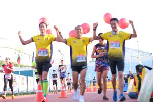 BIB: 
                            <button type="button" onclick="openModal(3603962)" class="btn btn-primary btn-sm float-right btn-popup" data-toggle="modal" data-target=".modal-high-quality">
                        <i class="fas fa-shopping-cart"></i> Add to Cart
                    </button>
                                            <button type="button" onclick="isThisMe(3603962, true)" class="btn btn-success btn-sm float-right btn-popup btn-isme hidden" data-toggle="tooltip" data-placement="bottom" title="นี่คือรูปของคุณใช่ไหม คลิกที่นี่เพื่อเอาเข้าอัลบั้ม">
                        <i class="fas fa-plus"></i> Add to album
                    </button>
                    <button type="button" onclick="isThisMe(3603962, false)" class="btn btn-warning btn-sm float-right btn-popup btn-isnotme hidden">
                        <i class="fas fa-ban"></i> Remove from album
                    </button>