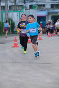 BIB: 1561
                            <button type="button" onclick="openModal(3590748)" class="btn btn-primary btn-sm float-right btn-popup" data-toggle="modal" data-target=".modal-high-quality">
                        <i class="fas fa-shopping-cart"></i> Add to Cart
                    </button>
                                            <button type="button" onclick="isThisMe(3590748, true)" class="btn btn-success btn-sm float-right btn-popup btn-isme hidden" data-toggle="tooltip" data-placement="bottom" title="นี่คือรูปของคุณใช่ไหม คลิกที่นี่เพื่อเอาเข้าอัลบั้ม">
                        <i class="fas fa-plus"></i> Add to album
                    </button>
                    <button type="button" onclick="isThisMe(3590748, false)" class="btn btn-warning btn-sm float-right btn-popup btn-isnotme hidden">
                        <i class="fas fa-ban"></i> Remove from album
                    </button>