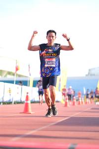 BIB: 40015
                            <button type="button" onclick="openModal(3613768)" class="btn btn-primary btn-sm float-right btn-popup" data-toggle="modal" data-target=".modal-high-quality">
                        <i class="fas fa-shopping-cart"></i> Add to Cart
                    </button>
                                            <button type="button" onclick="isThisMe(3613768, true)" class="btn btn-success btn-sm float-right btn-popup btn-isme hidden" data-toggle="tooltip" data-placement="bottom" title="นี่คือรูปของคุณใช่ไหม คลิกที่นี่เพื่อเอาเข้าอัลบั้ม">
                        <i class="fas fa-plus"></i> Add to album
                    </button>
                    <button type="button" onclick="isThisMe(3613768, false)" class="btn btn-warning btn-sm float-right btn-popup btn-isnotme hidden">
                        <i class="fas fa-ban"></i> Remove from album
                    </button>