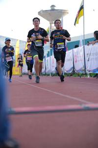 BIB: 104
                            <button type="button" onclick="openModal(3591330)" class="btn btn-primary btn-sm float-right btn-popup" data-toggle="modal" data-target=".modal-high-quality">
                        <i class="fas fa-shopping-cart"></i> Add to Cart
                    </button>
                                            <button type="button" onclick="isThisMe(3591330, true)" class="btn btn-success btn-sm float-right btn-popup btn-isme hidden" data-toggle="tooltip" data-placement="bottom" title="นี่คือรูปของคุณใช่ไหม คลิกที่นี่เพื่อเอาเข้าอัลบั้ม">
                        <i class="fas fa-plus"></i> Add to album
                    </button>
                    <button type="button" onclick="isThisMe(3591330, false)" class="btn btn-warning btn-sm float-right btn-popup btn-isnotme hidden">
                        <i class="fas fa-ban"></i> Remove from album
                    </button>