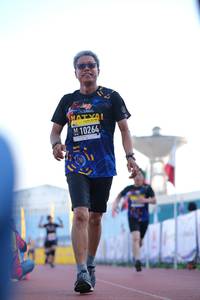 BIB: 10264
                            <button type="button" onclick="openModal(3594560)" class="btn btn-primary btn-sm float-right btn-popup" data-toggle="modal" data-target=".modal-high-quality">
                        <i class="fas fa-shopping-cart"></i> Add to Cart
                    </button>
                                            <button type="button" onclick="isThisMe(3594560, true)" class="btn btn-success btn-sm float-right btn-popup btn-isme hidden" data-toggle="tooltip" data-placement="bottom" title="นี่คือรูปของคุณใช่ไหม คลิกที่นี่เพื่อเอาเข้าอัลบั้ม">
                        <i class="fas fa-plus"></i> Add to album
                    </button>
                    <button type="button" onclick="isThisMe(3594560, false)" class="btn btn-warning btn-sm float-right btn-popup btn-isnotme hidden">
                        <i class="fas fa-ban"></i> Remove from album
                    </button>