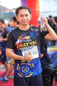 BIB: 1902
                            <button type="button" onclick="openModal(3591060)" class="btn btn-primary btn-sm float-right btn-popup" data-toggle="modal" data-target=".modal-high-quality">
                        <i class="fas fa-shopping-cart"></i> Add to Cart
                    </button>
                                            <button type="button" onclick="isThisMe(3591060, true)" class="btn btn-success btn-sm float-right btn-popup btn-isme hidden" data-toggle="tooltip" data-placement="bottom" title="นี่คือรูปของคุณใช่ไหม คลิกที่นี่เพื่อเอาเข้าอัลบั้ม">
                        <i class="fas fa-plus"></i> Add to album
                    </button>
                    <button type="button" onclick="isThisMe(3591060, false)" class="btn btn-warning btn-sm float-right btn-popup btn-isnotme hidden">
                        <i class="fas fa-ban"></i> Remove from album
                    </button>